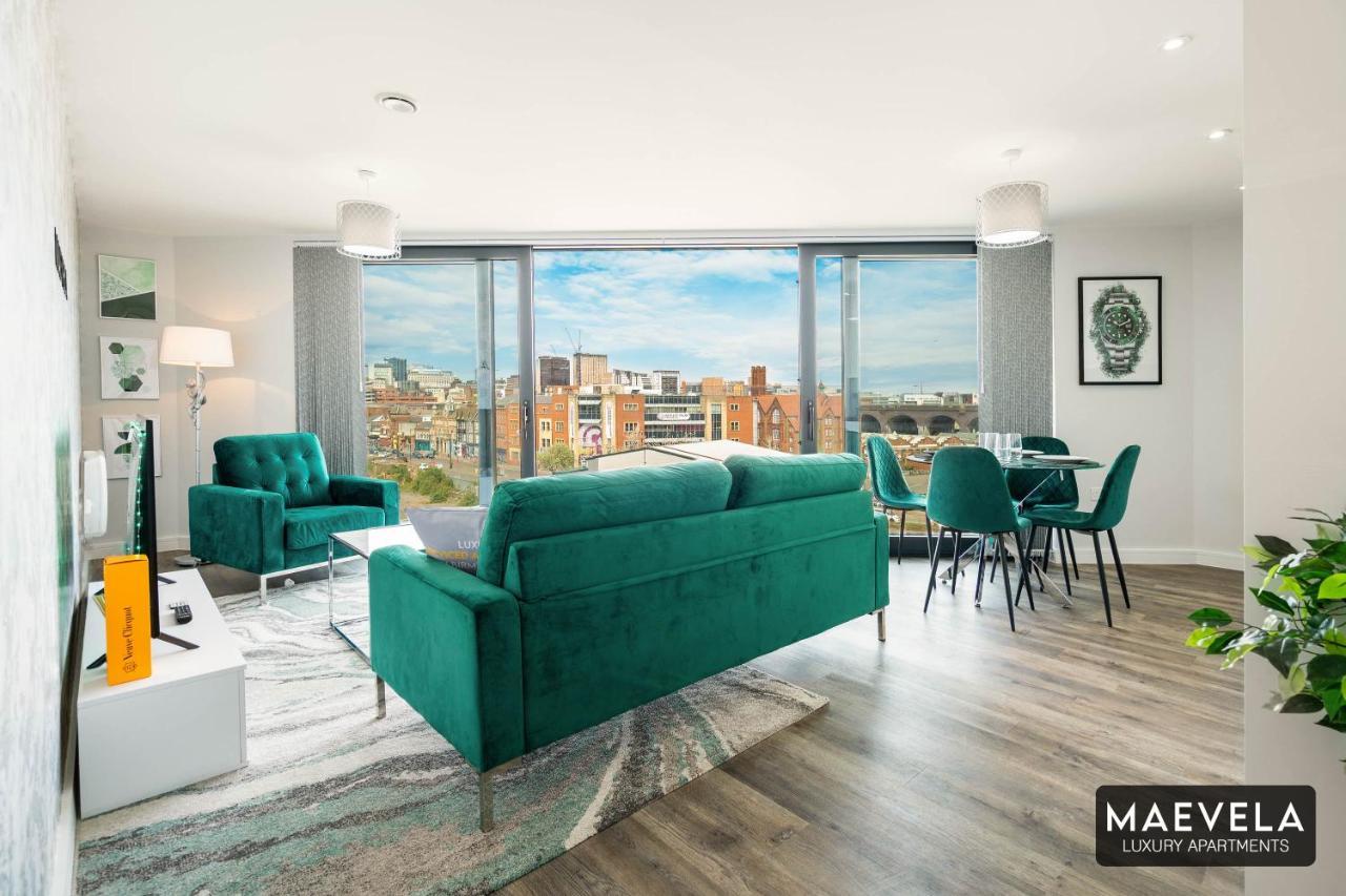 Maevela Apartments - Luxury Top Floor Penthouse - With Parking - 2 Bedroom New Build Apartment ✪ City Centre, Digbeth ✓ With Huge Patio Sliding Doors - City View - Rooftop Terrace - Ps4 & Smart Tv'S Birmingham Luaran gambar