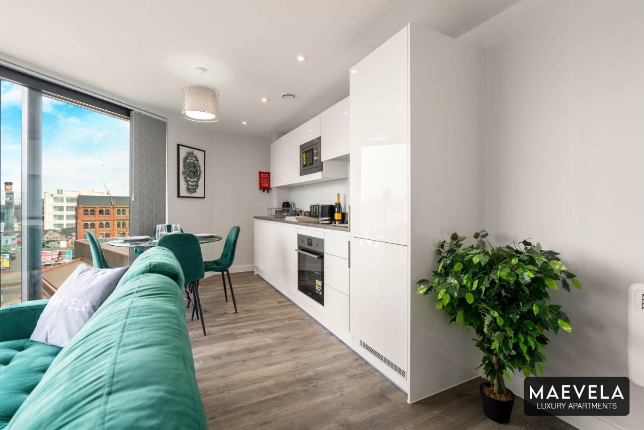 Maevela Apartments - Luxury Top Floor Penthouse - With Parking - 2 Bedroom New Build Apartment ✪ City Centre, Digbeth ✓ With Huge Patio Sliding Doors - City View - Rooftop Terrace - Ps4 & Smart Tv'S Birmingham Luaran gambar